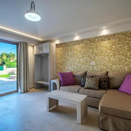 Paradise & Apartament Laganas