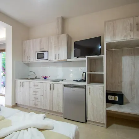 Apartament Paradise &