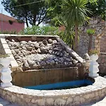 Paradise & Λαγανάς