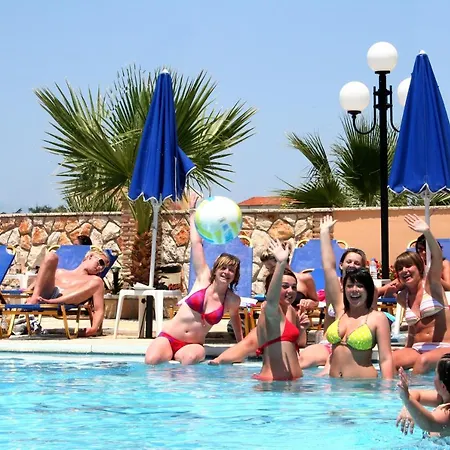 Paradise Apartments&suites * Laganas