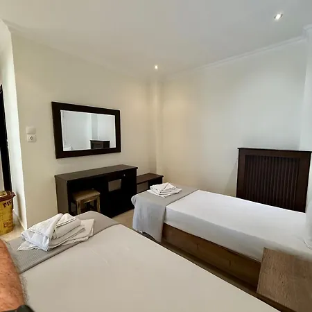 Paradise Apartments&suites Laganas